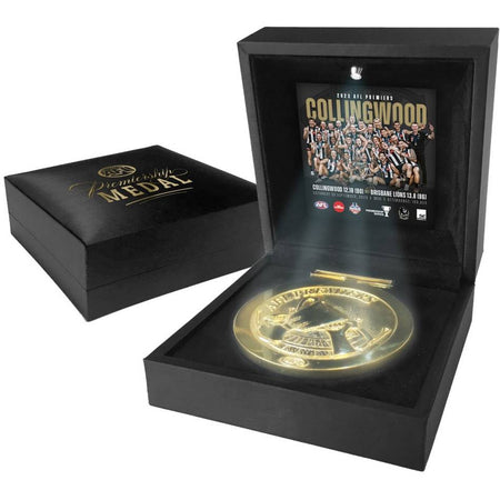 COLLINGWOOD CAPTAINS DELUXE SIGNED GUERNSEY DISPLAY