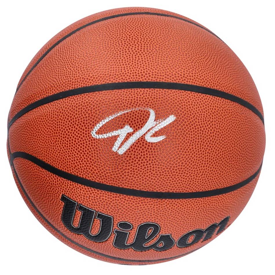 BASKETBALL-Giannis Antetokounmpo Signed Basketball