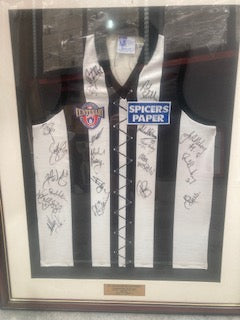 COLLINGWOOD-1996 Signed Collingwood jumper celebrating 100 years of football/Framed