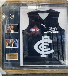 CARLTON-Patrick Cripps Signed Brownlow Jumper 2024 with Brownlow Medallion Photos (Gold frame)