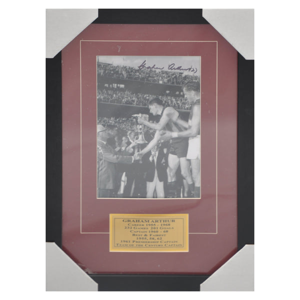 Legends of AFL/VFL Graham Arthur. Signed and Framed Photo