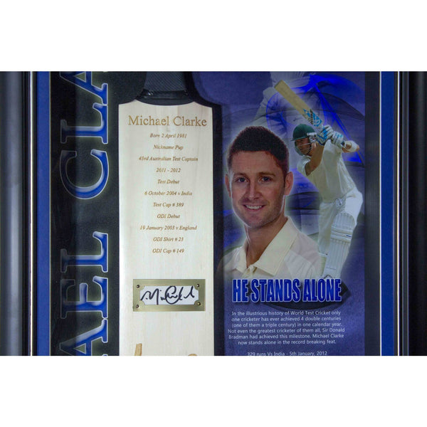 CRICKET-Michael Clarke Bat signed