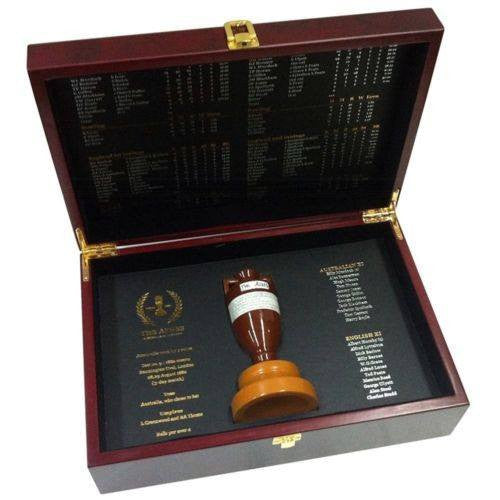 CRICKET-Ashes Replica Urn Boxed