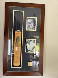 CRICKET-Doug Walters signed bat (images, photos, records, framed)