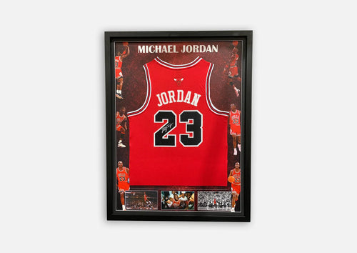 BASKETBALL-Michael Jordan Signed Facimile Signature Series Jersey Framed