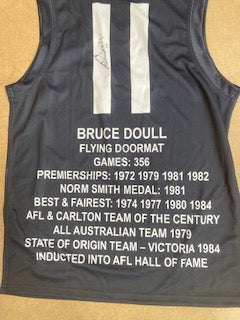 CARLTON Bruce Doull No 11 Signed Jumper