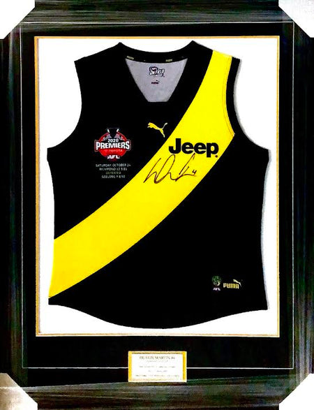 RICHMOND TIGERS 2022 SQUAD SIGNED GUERNSEY FRAMED